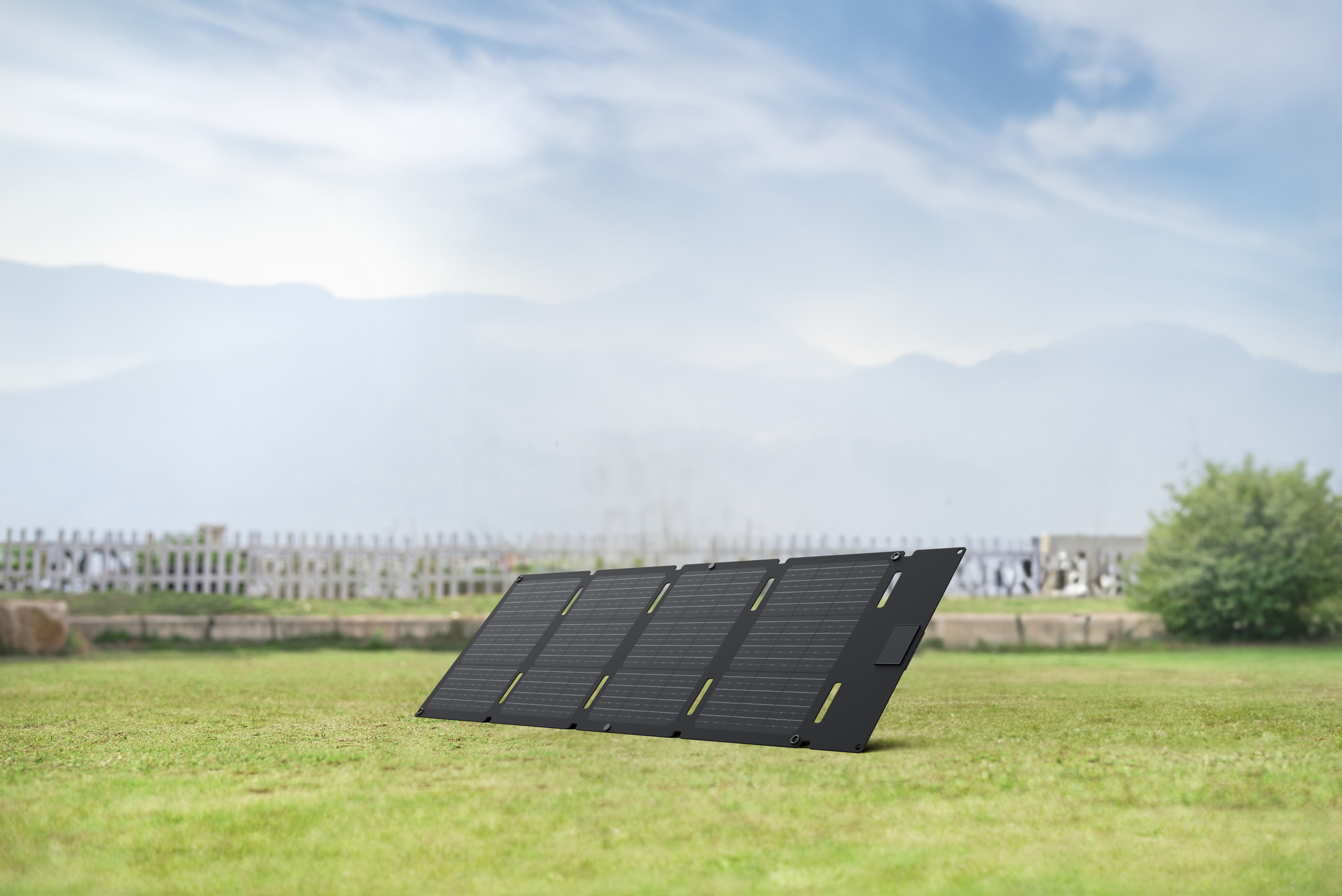 EcoFlow RIVER 3 (10 ms UPS) UK + 45W USB-C solar panel